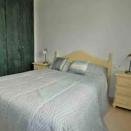 Apartamento Lovely 2 Bedroom 2nd Line To *